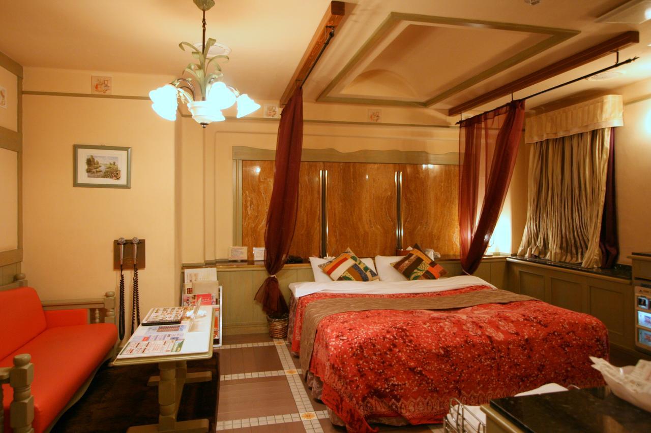 Hotel Provance No Machini Sakuranomiya (Adults Only) à Ōsaka Extérieur photo