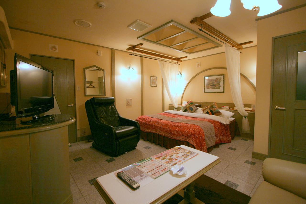 Hotel Provance No Machini Sakuranomiya (Adults Only) à Ōsaka Extérieur photo